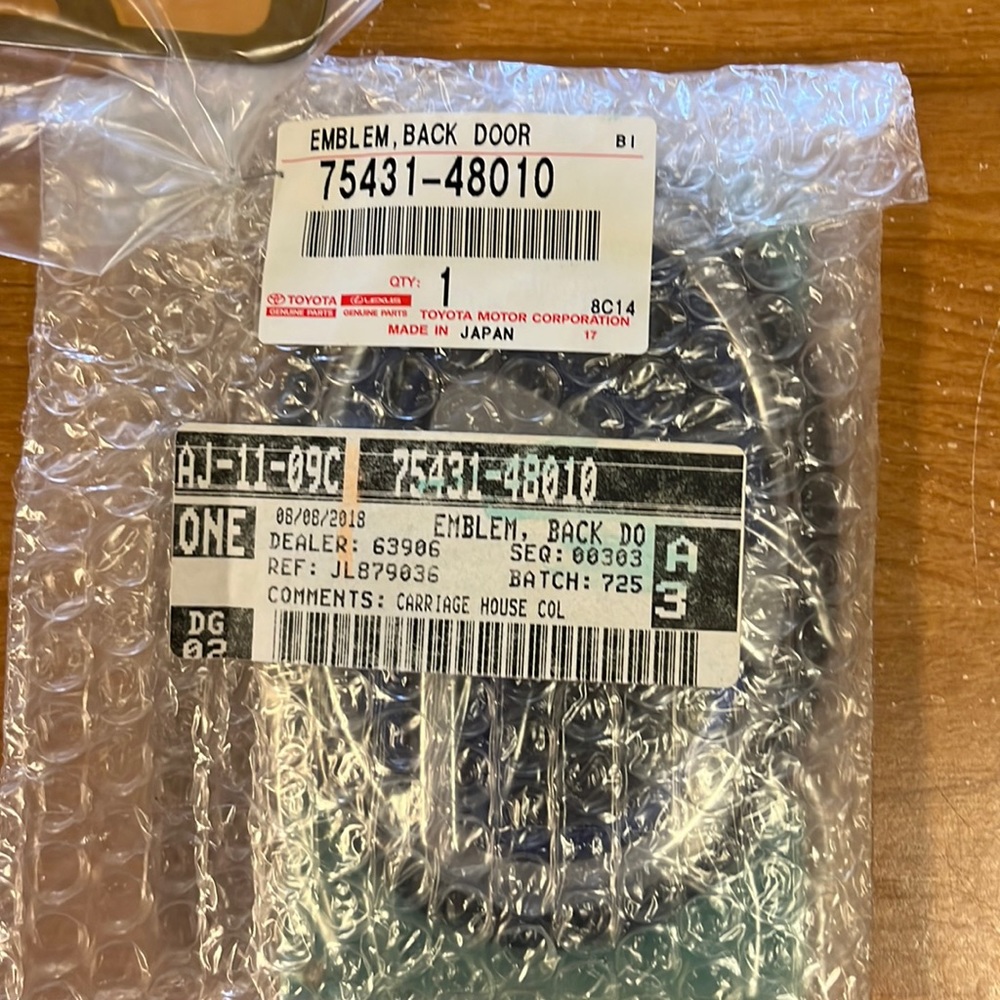 Lexus Back Door Emblem No. 1 New In Package